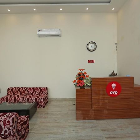 Hotel O Lakshya Neu-Delhi Exterior foto