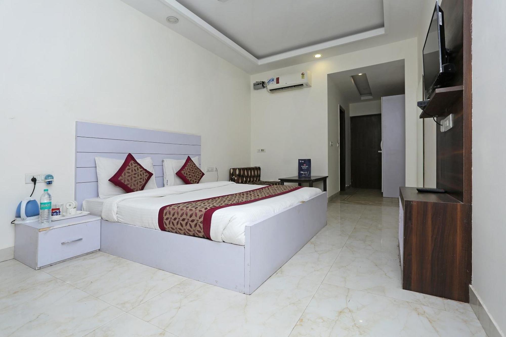Hotel O Lakshya Neu-Delhi Exterior foto