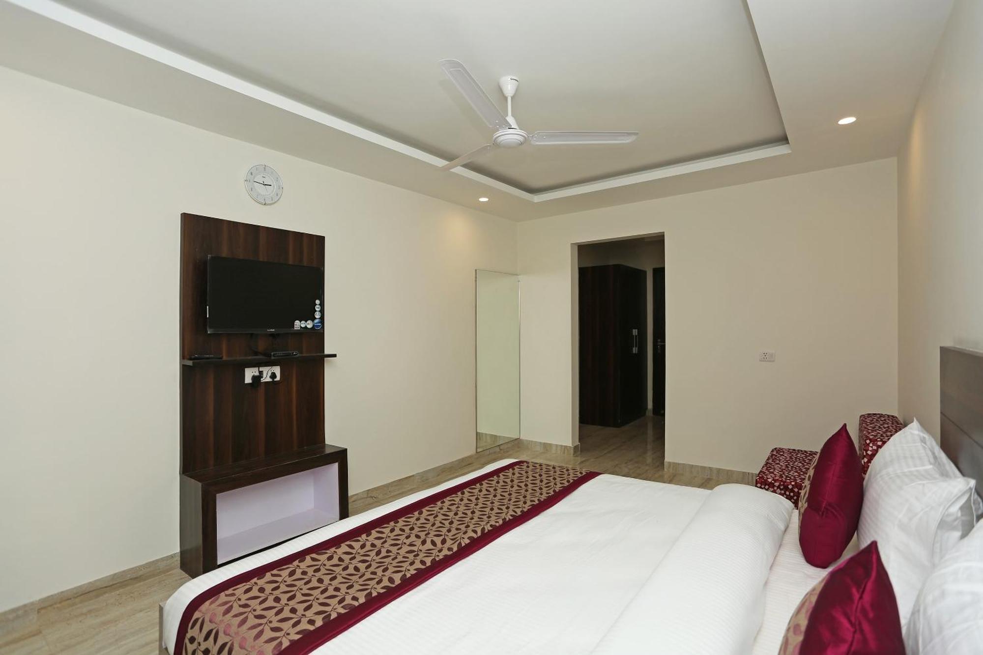 Hotel O Lakshya Neu-Delhi Exterior foto